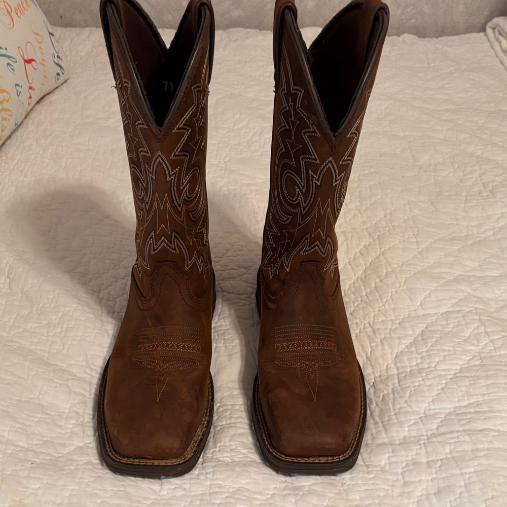 Durango Rebel Men's Brown Western Boots with‎ White Stitching